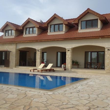 Petralona Apartment Agios Athanasios 部屋 写真