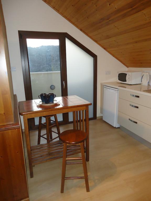 Petralona Apartment Agios Athanasios エクステリア 写真