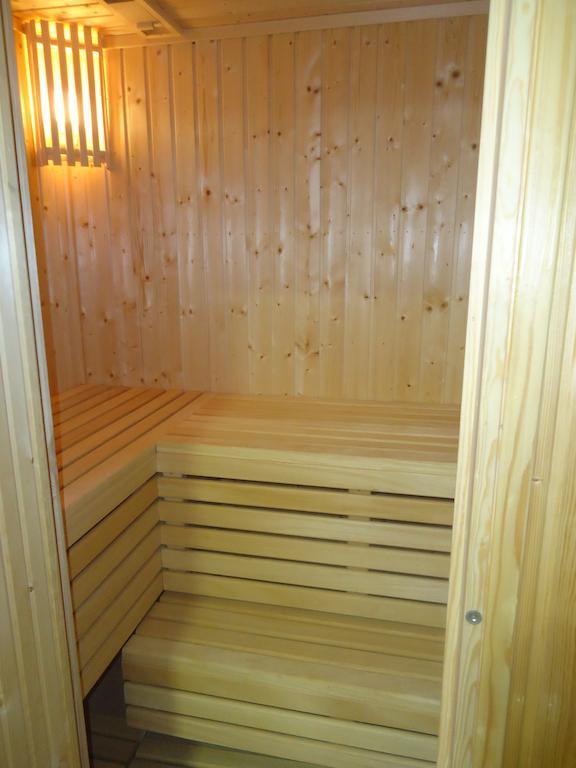 Petralona Apartment Agios Athanasios エクステリア 写真